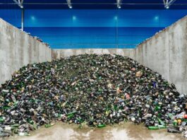 Жители Московского региона использовали в два раза больше стеклянной упаковки в новогодние каникулы