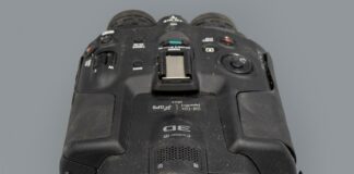 Гибрид бинокля, фотоаппарата, 2D/3D-видеокамеры и сундучок для украшений стали экспонатами музея «Культурный слой»